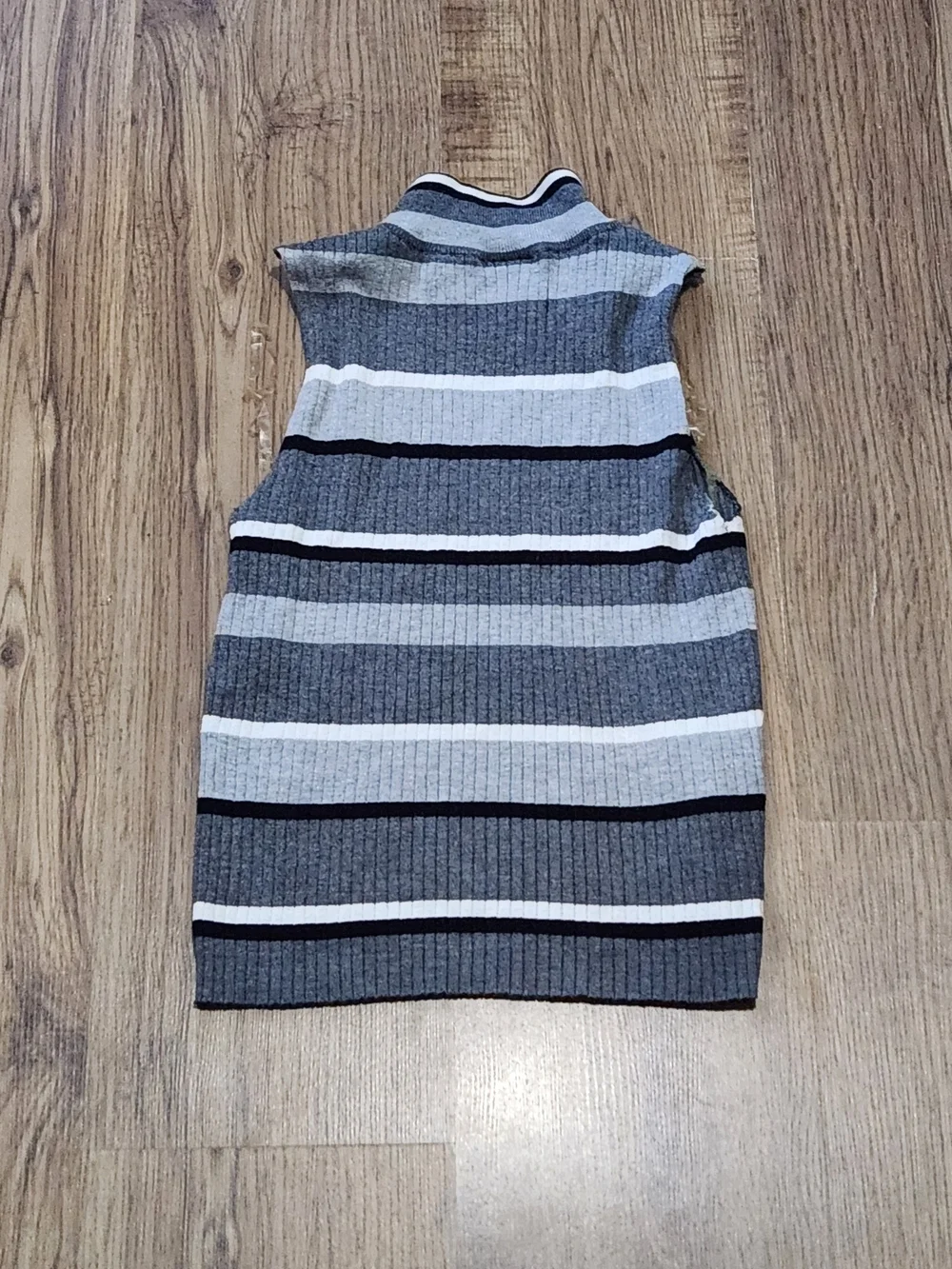 Rue21 sleeveless ribbed